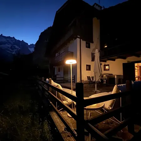 2br Terrace Mont Blanc View & Parking Casa de Férias *