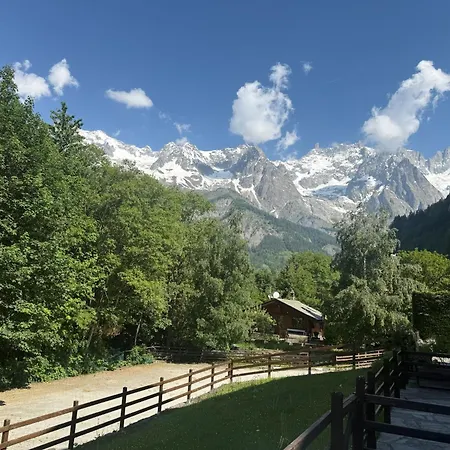 2br Terrace Mont Blanc View & Parking Casa de Férias *