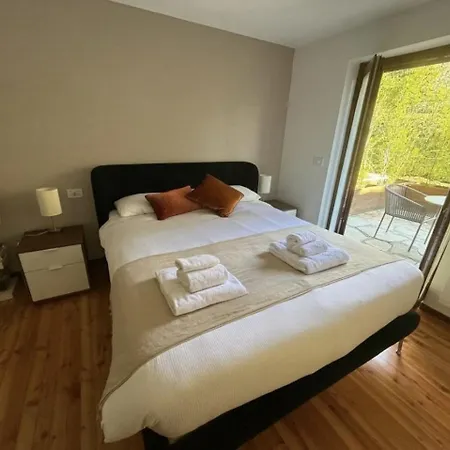 Vakantiehuis 2br Terrace Mont Blanc View & Parking Courmayeur