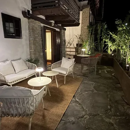2br Terrace Mont Blanc View & Parking Courmayeur