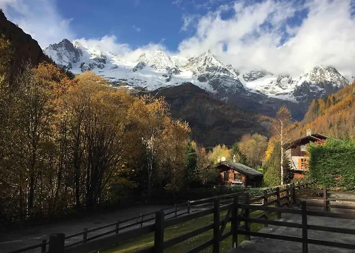 Hébergement de vacances Maison De Charme Courmayeur